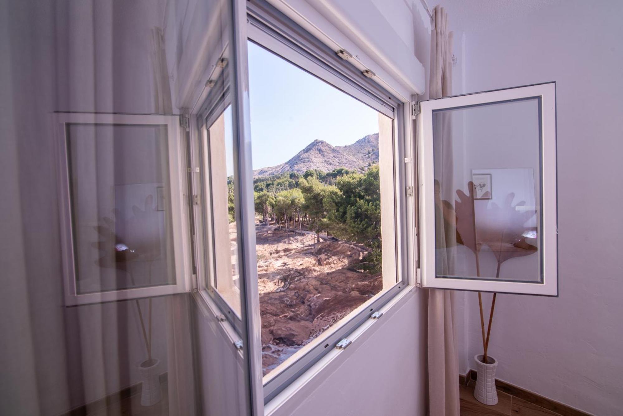 Naisa Apartamento Turistico Villena Bagian luar foto