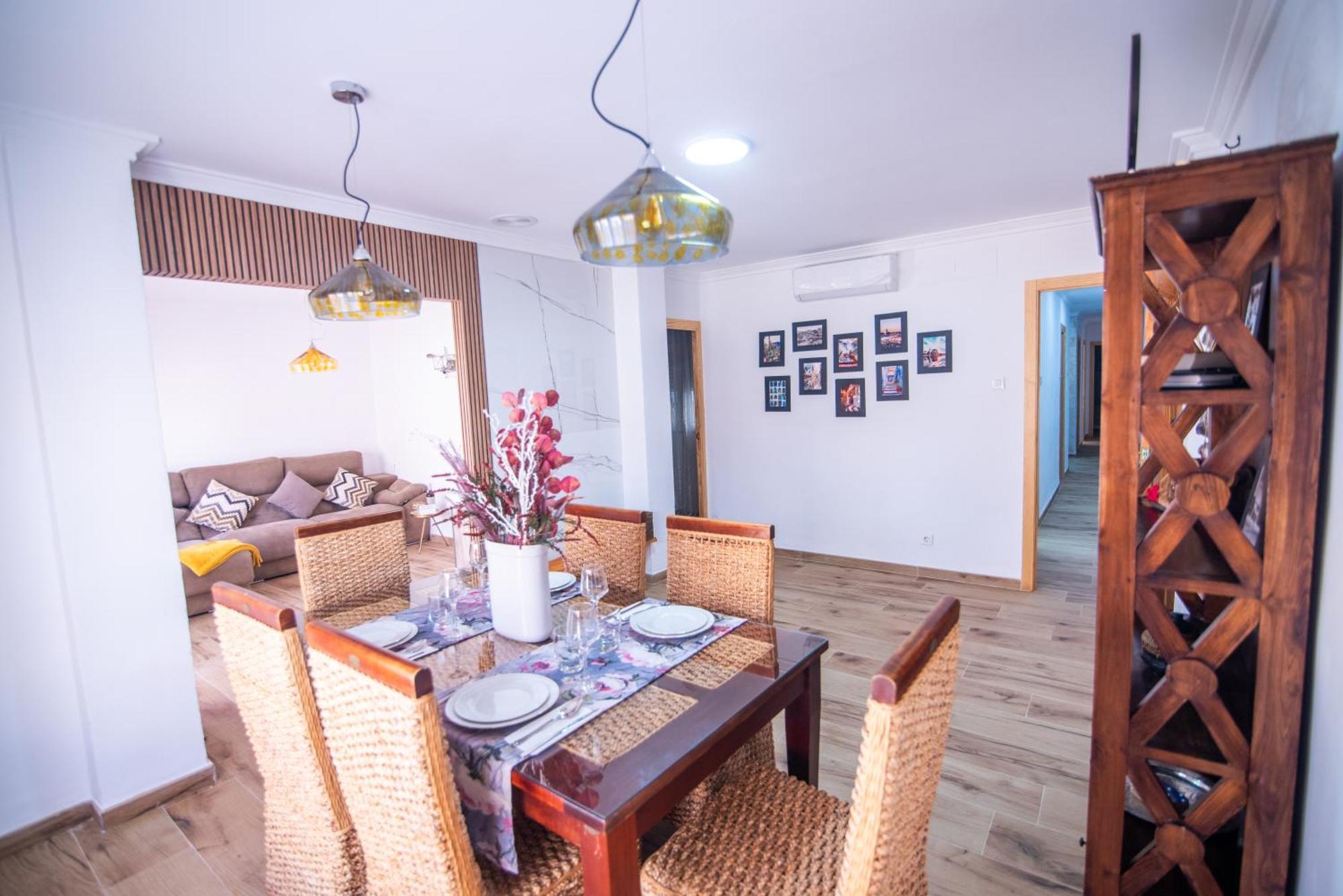 Naisa Apartamento Turistico Villena Bagian luar foto