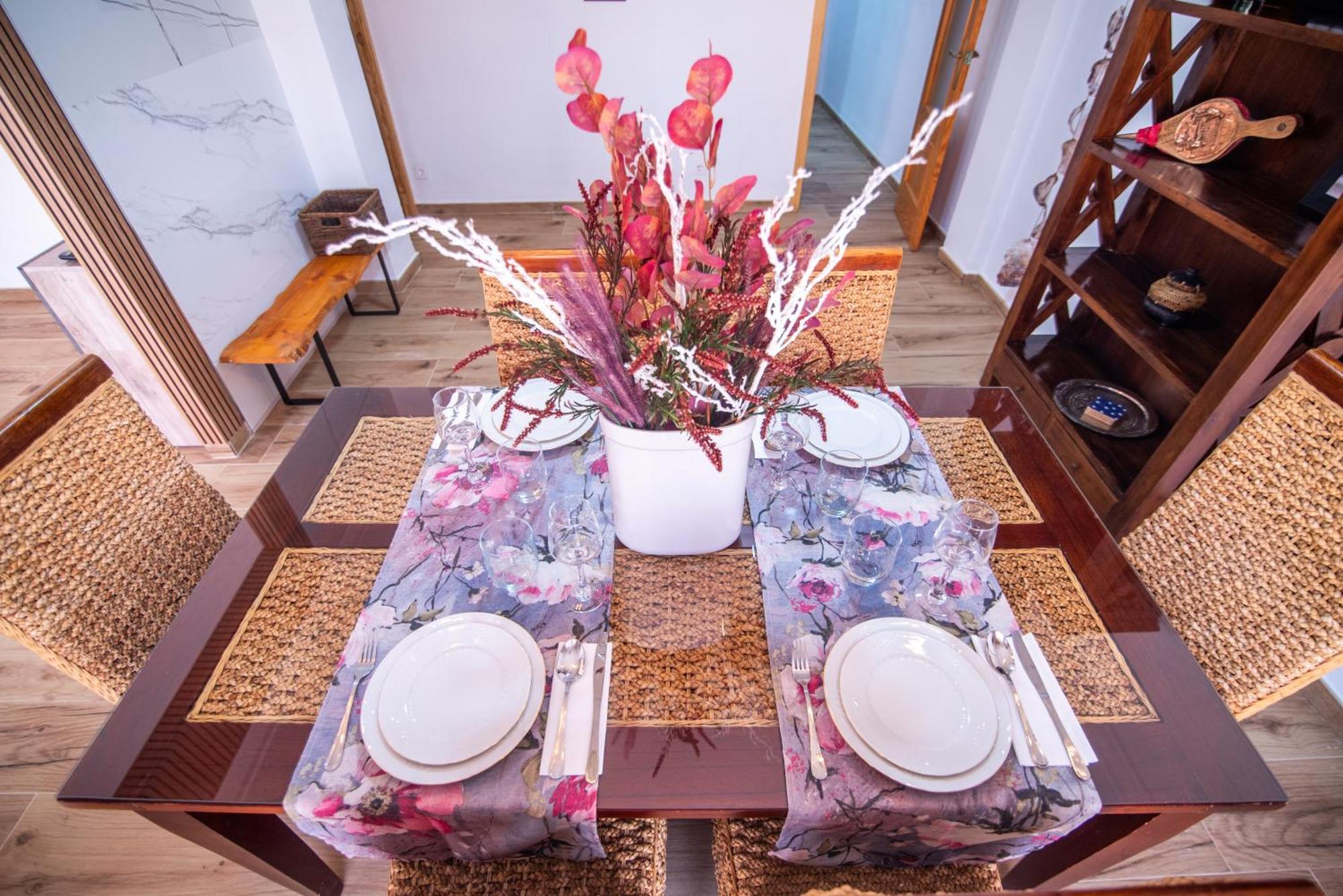 Naisa Apartamento Turistico Villena Bagian luar foto