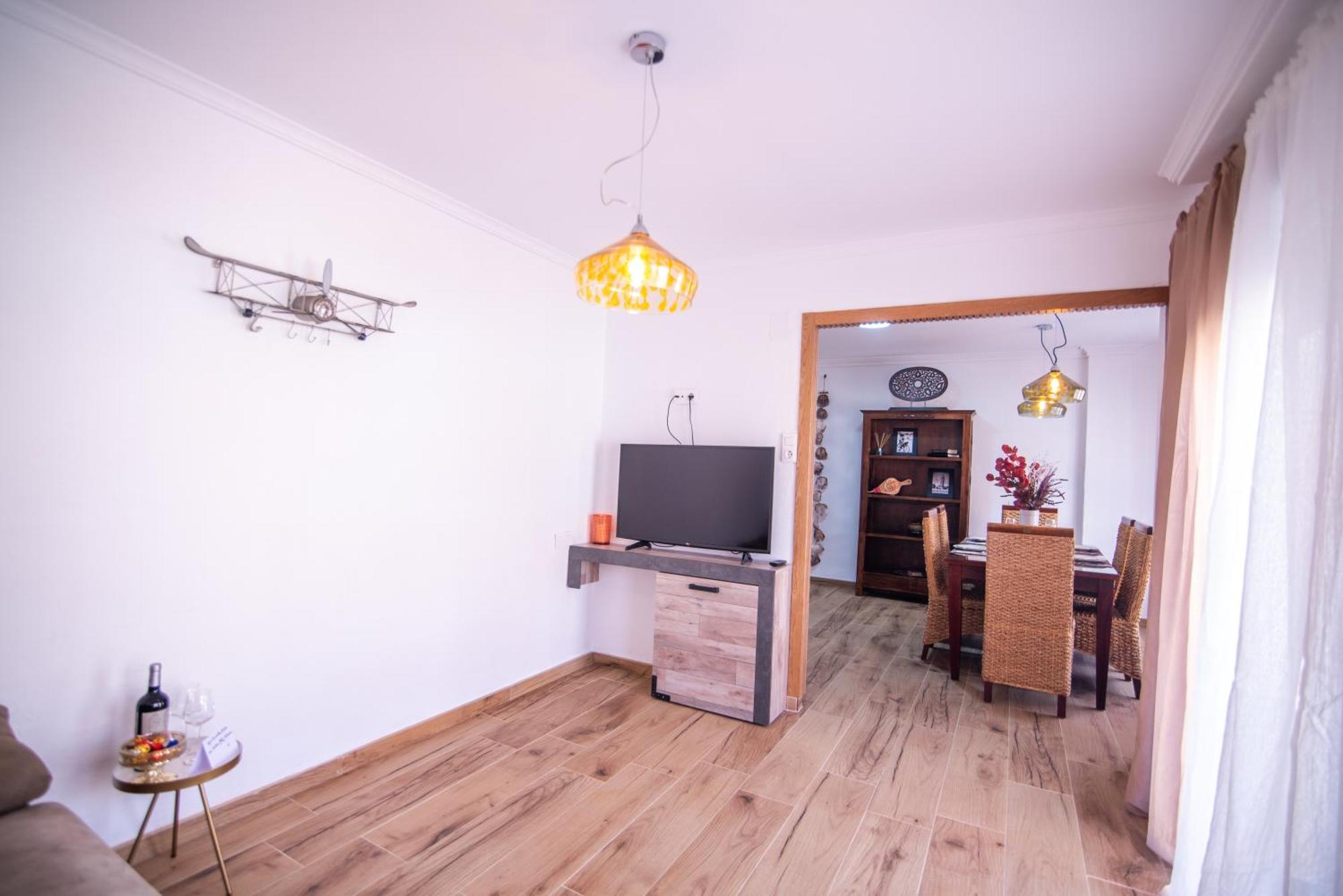 Naisa Apartamento Turistico Villena Bagian luar foto