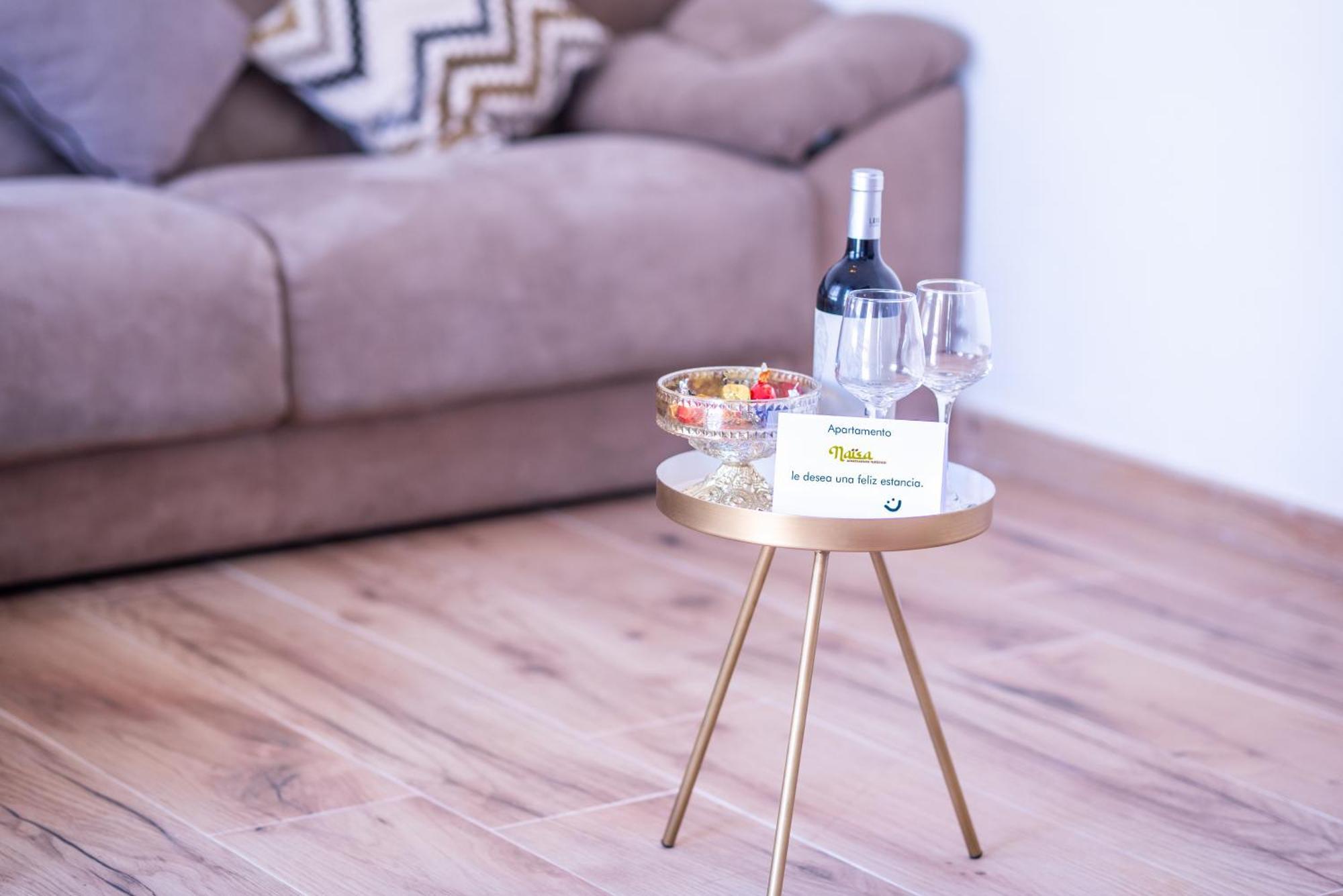 Naisa Apartamento Turistico Villena Bagian luar foto
