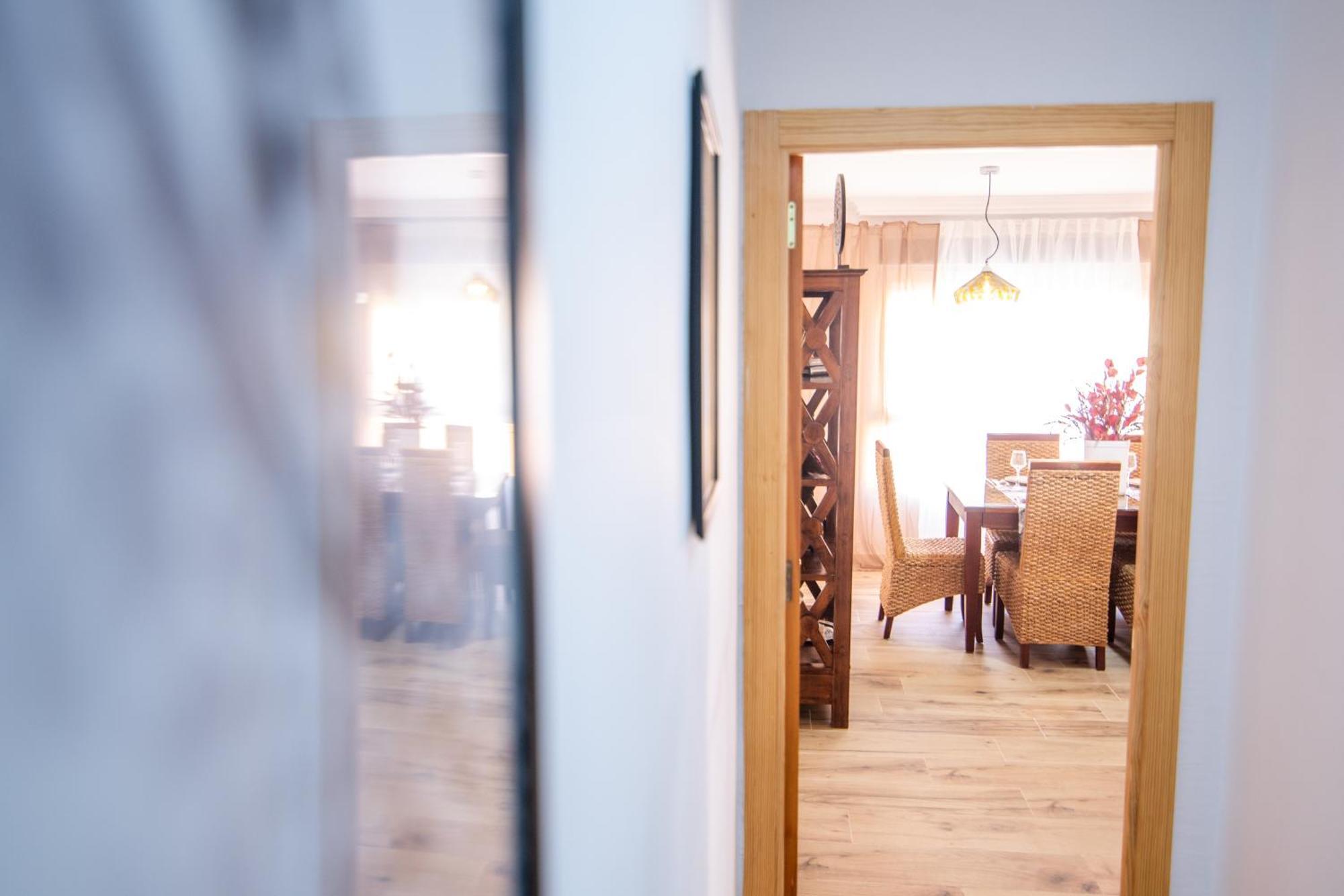 Naisa Apartamento Turistico Villena Bagian luar foto